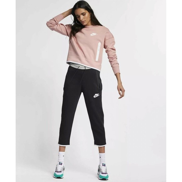 NEW Nike Tech Fleece Cropped Joggers‎ Size M - Picture 2 of 8